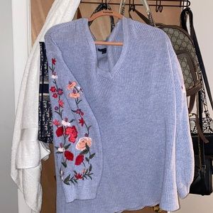 American eagle sweater